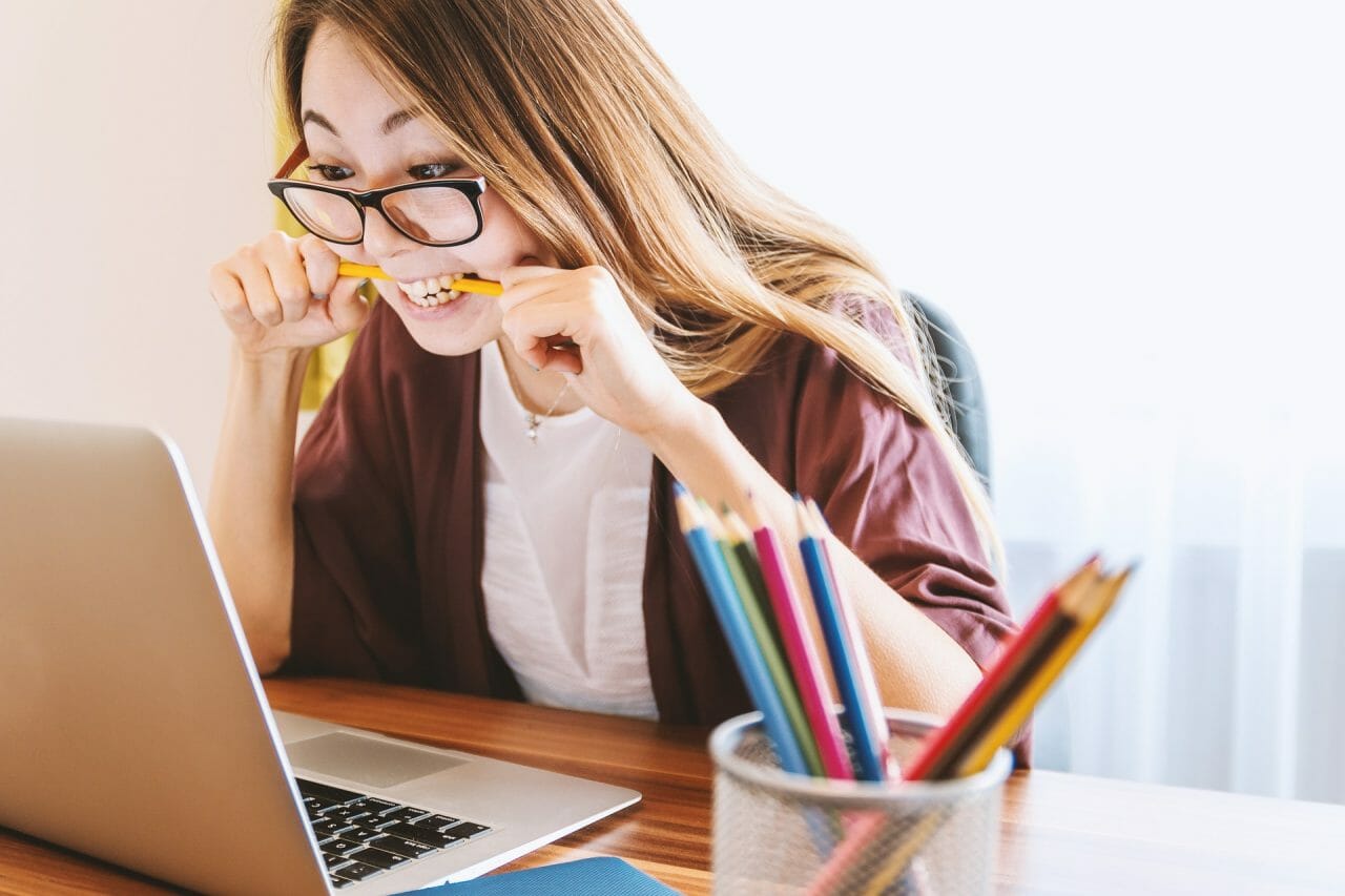 Feeling Overwhelmed at Work? Discover the Benefits of Mushroom Gummies for Alleviation